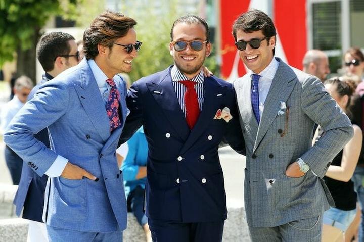 Sekrety idealnego zapinania marynarki – jak to zrobić prawidłowo?