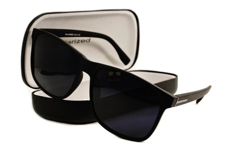 Styl i funkcjonalność: jak wybrać modne damskie okulary przeciwsłoneczne?