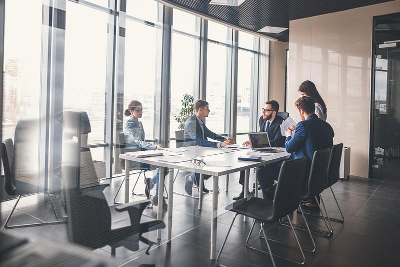 Spotkanie biznesowe w restauracji