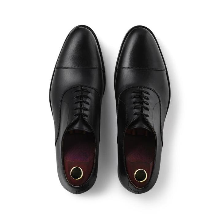 Eleganckie buty męskie na każdą okazję – jak wybrać idealny model?