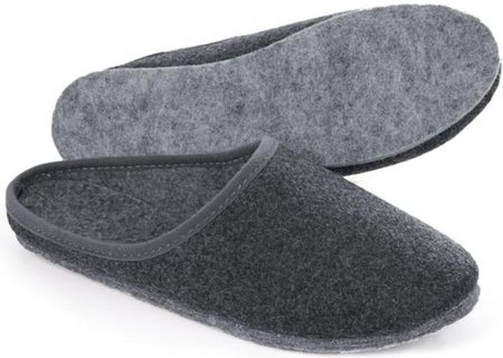 Klapki uniwersalne – idealne obuwie na różne okazje do każdej stylizacji