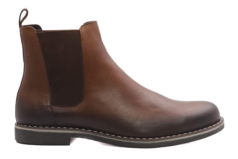 Pielęgnacja skóry obuwia i starzenie