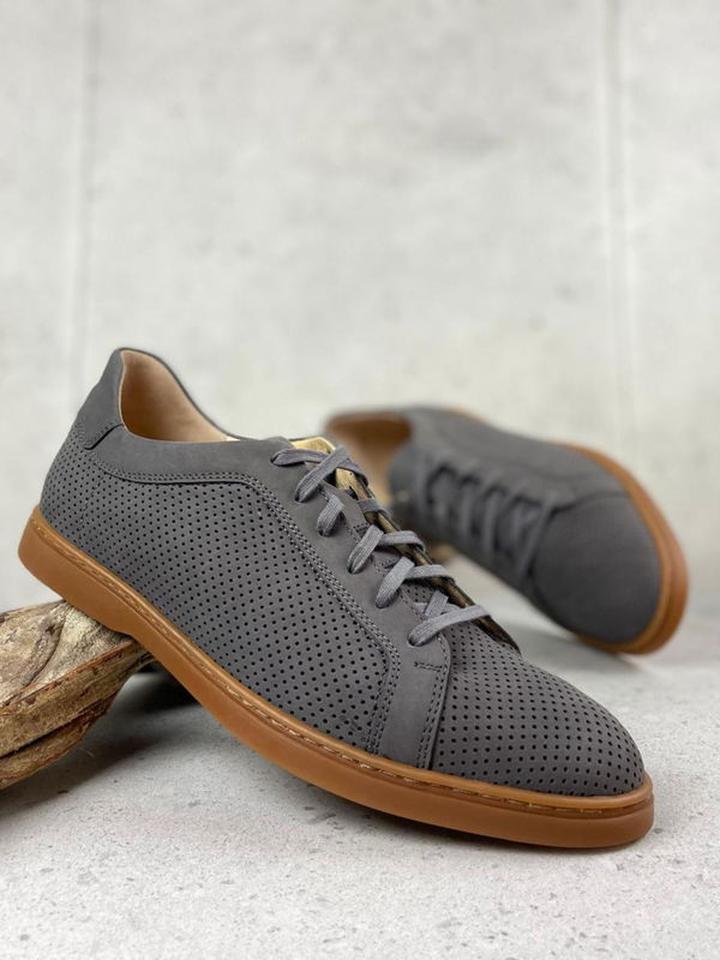 Szare buty męskie