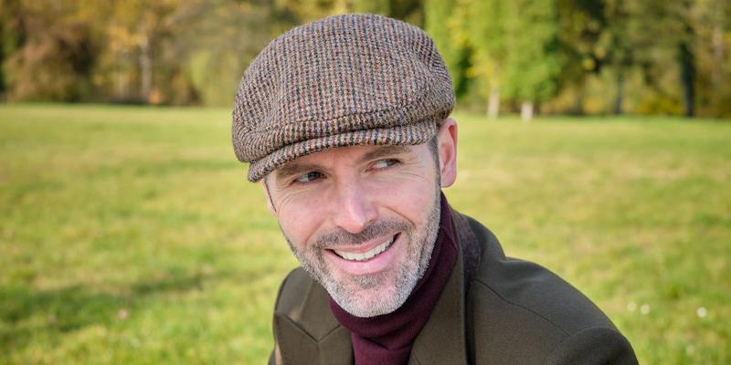 Kaszkiety męskie – ponadczasowy dodatek, który wzbogaci każdą męską garderobę