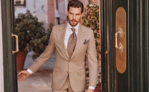 Męskie garnitury na prezent: elegancja i styl zawsze na czasie