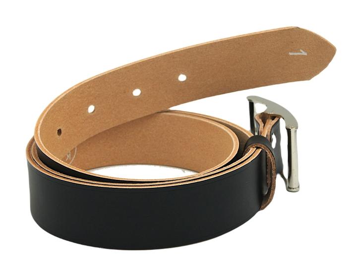 Sprawdź, dlaczego pasek do spodni to must-have w każdej garderobie