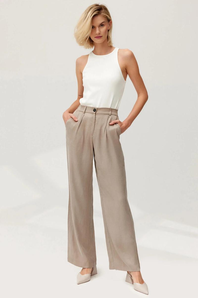 Szerokie spodnie trend 2024