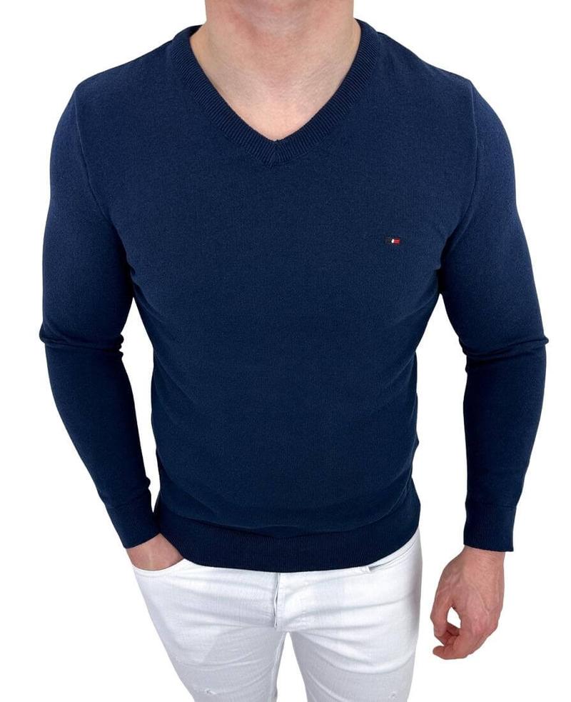 Najlepsze materiały na sweter w serek