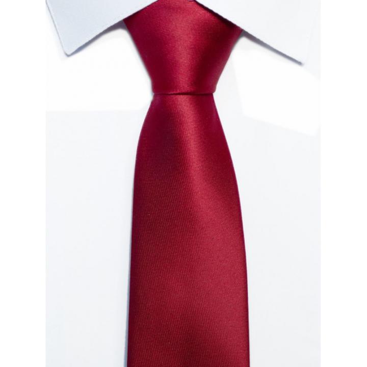 Krawat męski klasyczny – kluczowy dodatek, którego nie możesz zignorować