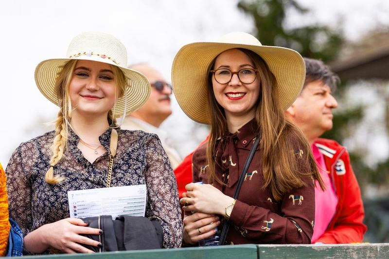 Dress code: Dlaczego warto znać jego znaczenie w dzisiejszym świecie?